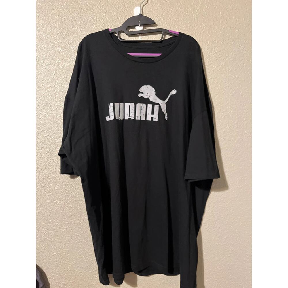 Men’s Judah T-shirt, size 4 XL